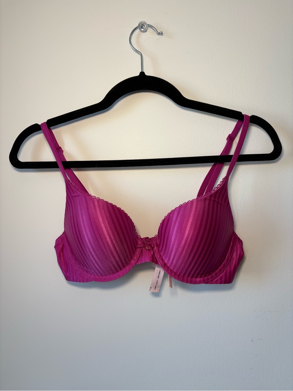 Victoria's Secret Fuchsia Striped T-Shirt Bra
